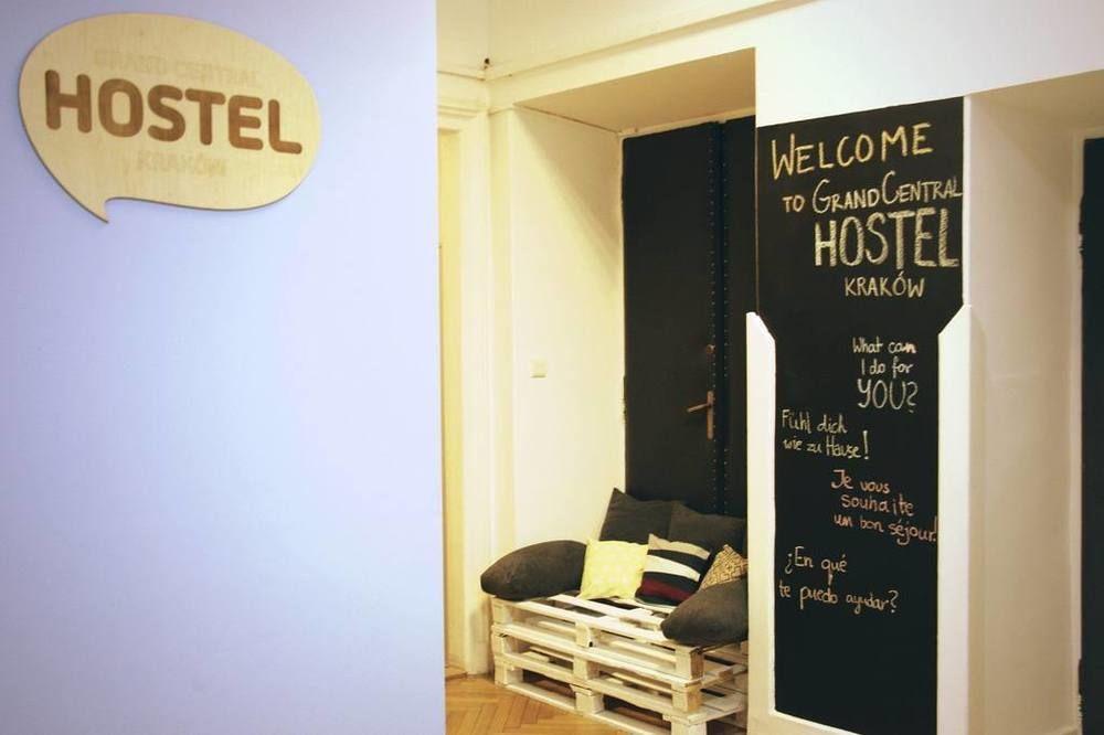 Grand Central Hostel Krasków Eksteriør bilde