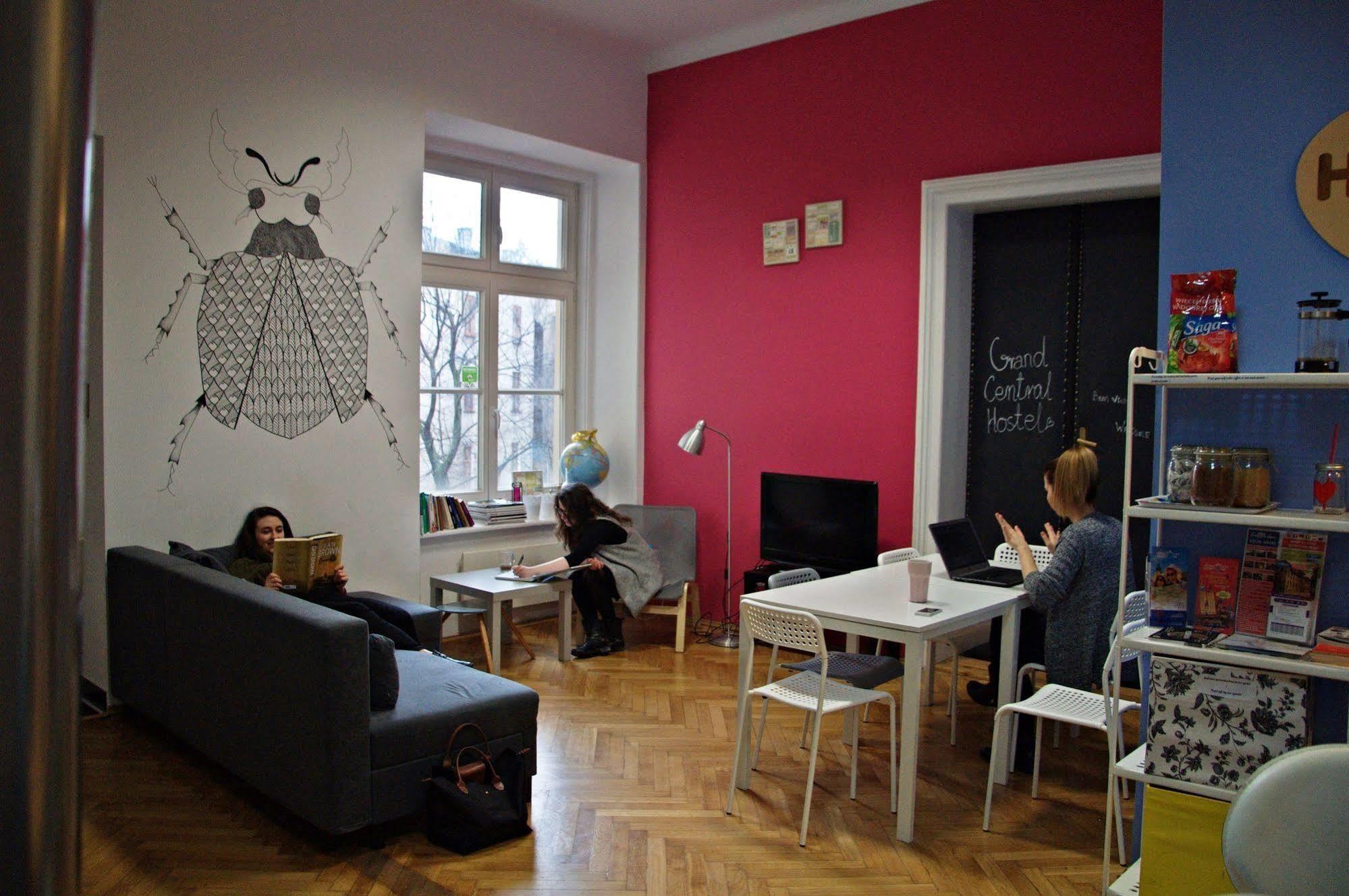 Grand Central Hostel Krasków Eksteriør bilde